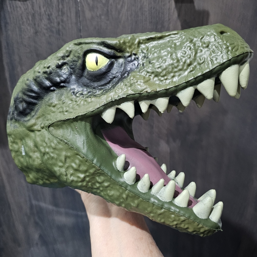 Jurassic World Velociraptor Hand Puppet Head NWOT